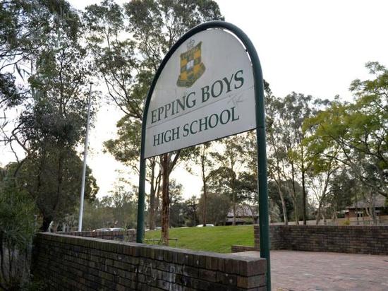 澳大利亚因疫情关闭首所学校