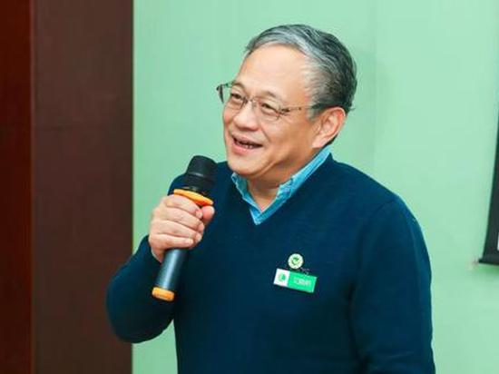 艾路明：践行环保理念，定向扶贫