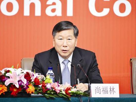 尚福林：防范国外超常规货币政策的货币溢出效应和输入性风险