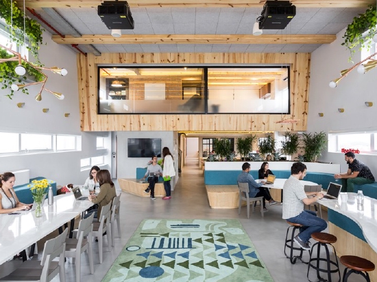 ESG观察|Airbnb宣布允许员工永久远程工作 员工管理也是ESG重要议题