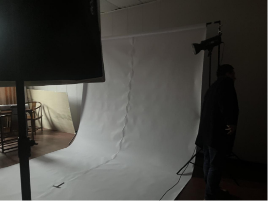 （远明酒业请明星来宣传的拍摄场地）