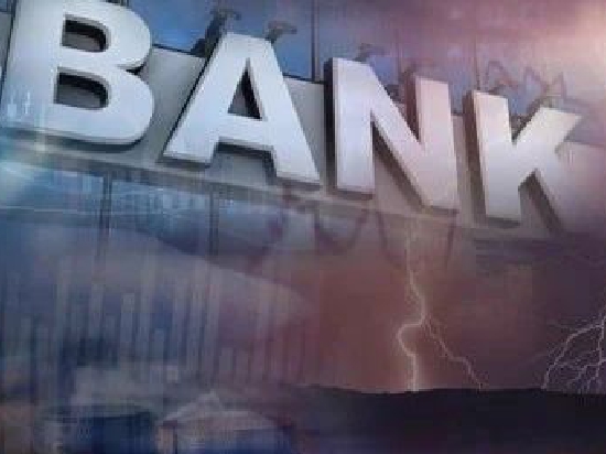 突发！又一家美国银行倒闭，欧洲银行巨头紧急停牌！暴跌70%，多家银行告急！拜登最新回应，汇丰1英镑收购