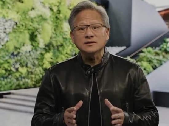 AI热推动芯片巨头股价飙升 英伟达CEO身家翻倍至273亿美元