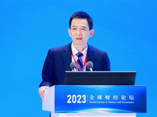 姚洋：理性认识全球经济形势变化