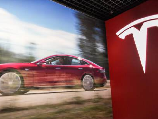 特斯拉：预计硬件相关成本将随着AI、软件等因素而加速增长