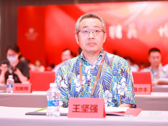 王坚强：华润资本偏好新经济地产投资