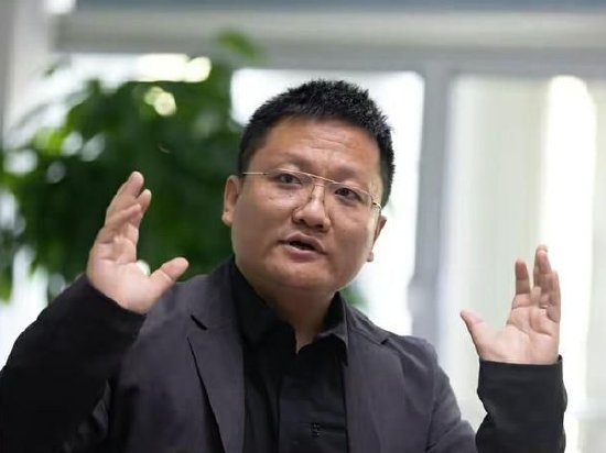 华大CEO尹烨：基因技术使水稻像韭菜一样割一茬长一茬，“我去收割时心理特别高兴”