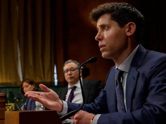 OpenAI CEO被董事会炒鱿鱼：被指不够坦诚 没能力继续领导公司