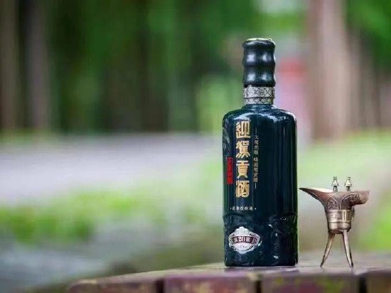 迎驾贡酒2024年中报点评：洞藏势能延续，费效优化驱动业绩弹性