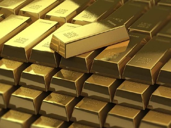 避险情绪再现！金价或飙升至3000美元或更高