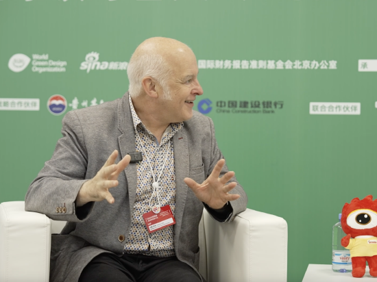 【中篇】对话马修·科布：AI不具备创造性 我们为什么会“信任”机器