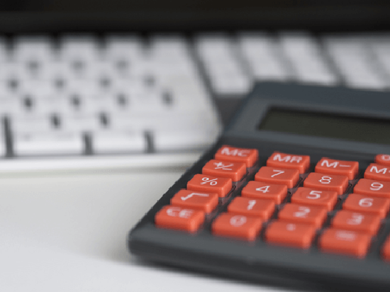 华泰期货：在岸人民币突破7.0关口，做好假期风险管理