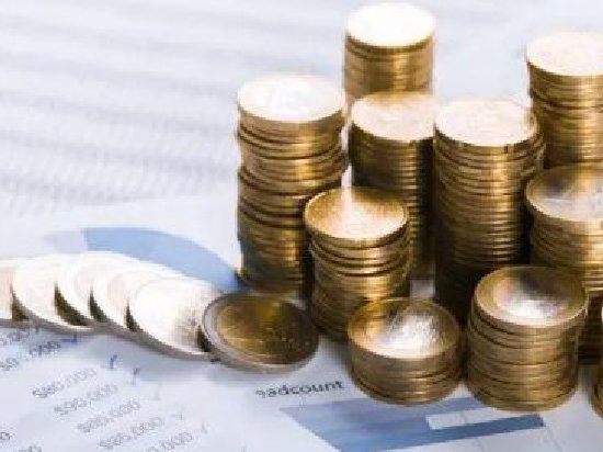 美联储官员释放谨慎信号：降息窗口或延至下半年 AI与关税