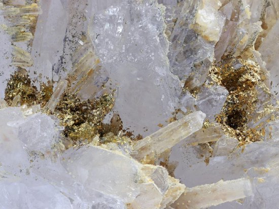 光大期货0128黄金点评：美元指数跌至四年低位，黄金再创新高