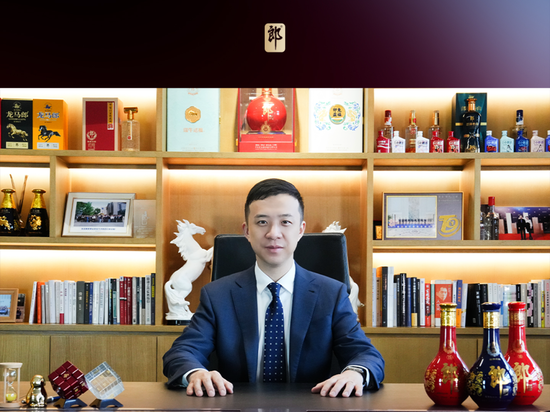 郎酒股份新春贺词：祝愿郎酒消费者、合作伙伴、经销商朋友丙午马年龙马奔腾红红火火