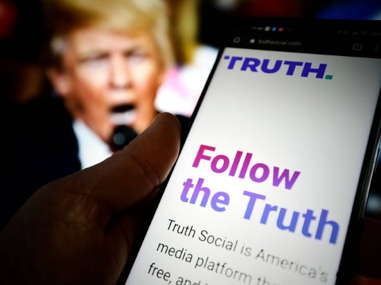 特朗普媒体考虑将Truth Social分拆为上市公司