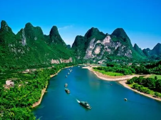 “清明+春假”带动跨省旅游 家庭客群催热春日经济