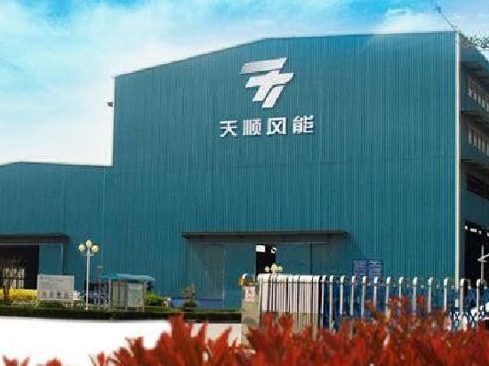 天顺风能顶着“陆转海”阵痛跨界造船 2025年巨亏超2亿元 2026Q1经营现金流跌幅超400%