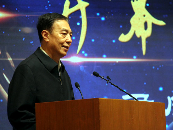 农业部原常务副部长、党组副书记尹成杰