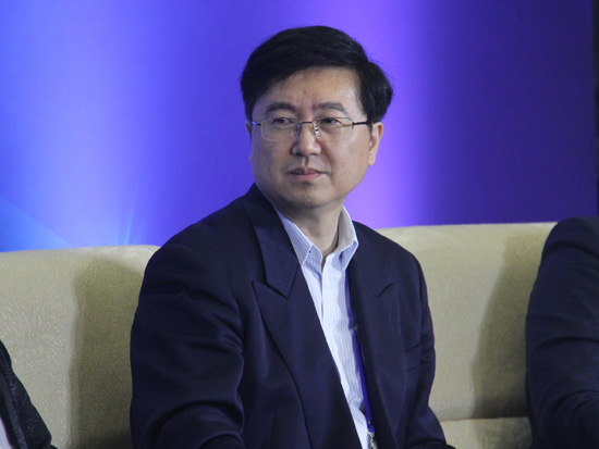 华润集团办公厅副主任、华润5M研究院副院长朱虹波