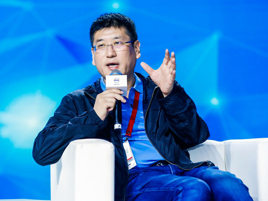 正和岛安徽岛邻机构荣誉主席、安徽新华发行集团党委书记、董事长曹杰