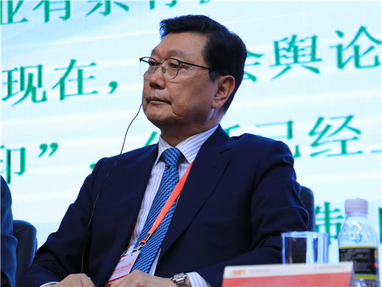 韩国东北亚研究财团理事长郑德龟