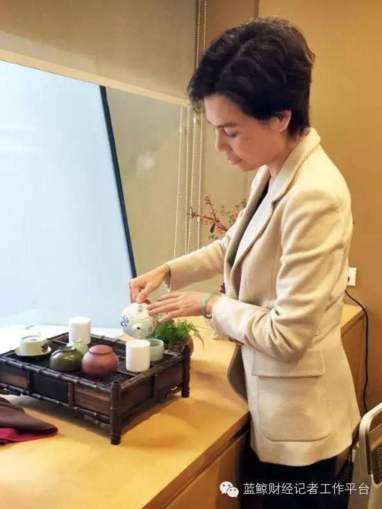林采宜谈及任泽平:爱与恨都是一个人的故事