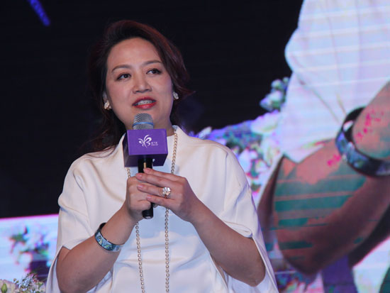 蒙牛乳业集团总裁、木兰汇常务理事孙伊萍