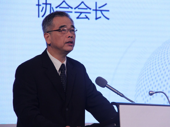 中国互联网金融协会会长李东荣　