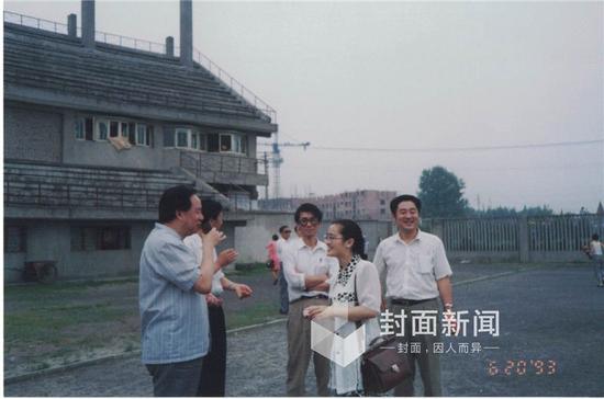 牟其中狱中16年:与死神擦肩而过 写数百万字笔记