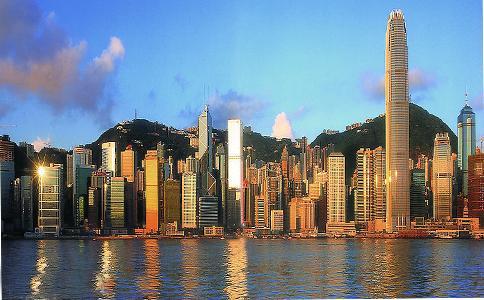 不要指望经济会触底反弹