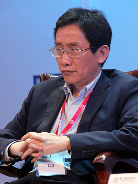 中国社会科学院城市与竞争力研究中心主任倪鹏飞
