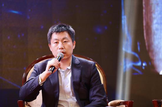 梁辉偏高利率水平偏弱经济下半年成长股略好