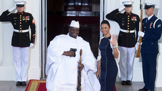 冈比亚前总统贾梅与妻子.图片来源:东方ic