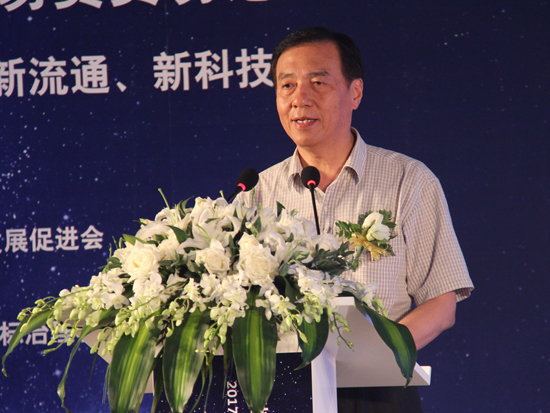 原農(nóng)業(yè)部常務(wù)副部長尹成杰