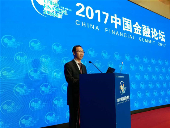 中国银行业协会党委委员、秘书长黄润中