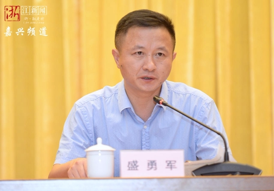 桐乡市委书记盛勇军.(摄影/陈为民)