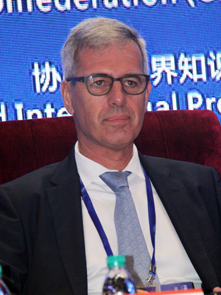 汉高集团公司副总裁乌韦·欧沃|2017中国500强企业高峰论坛|中国500强企业高峰论坛|2017中国500强企业_新浪财经_新浪网