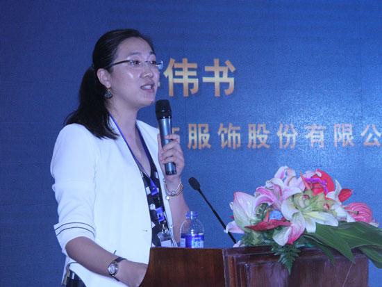 依文服饰有限公司副总经理李伟书