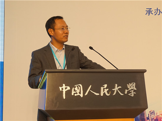 财政金融学院副院长、教授张成思