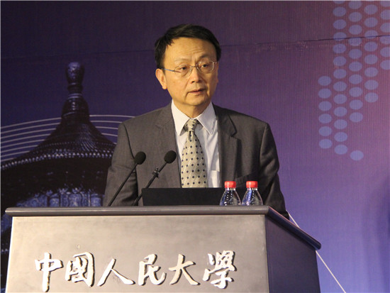 北京大学国际关系学院院长贾庆国