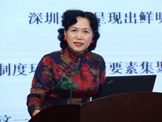 深圳大学党委副书记、纪委书记陶一桃