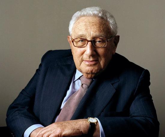 基辛格:人工智能会比人类更快地犯错,犯更大的错