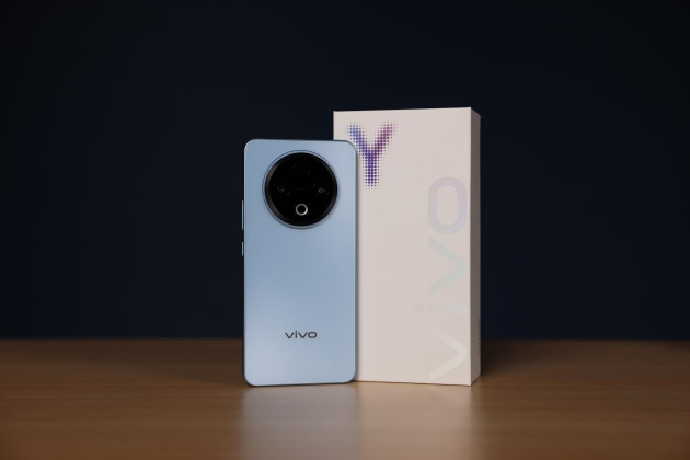 详测 vivo Y500：大电池与好手感兼得，一款均衡的千元手机