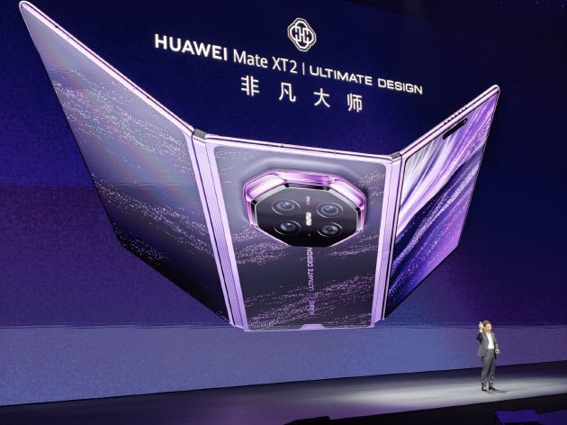 HUAWEI Mate XT 2 �Ƿ�

��ʦ��ʽ�������׷�����9050 Pro ����19999Ԫ��