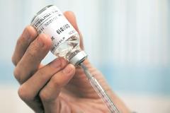 国家卫健委：新冠疫苗接种 要争取做到高风险人群“应接尽接”