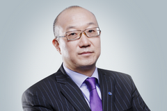 网传冯仑涉挪用资金被立案 知情人：冯仑正在出差途中 稍晚将回应此事