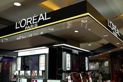 李佳琦解释欧莱雅价格差