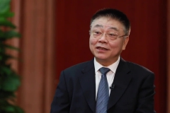 明年房地产怎么干？住建部部长说了一个字