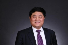 全国政协委员于圣臣：推动药品监管、审批体系与药学服务发展